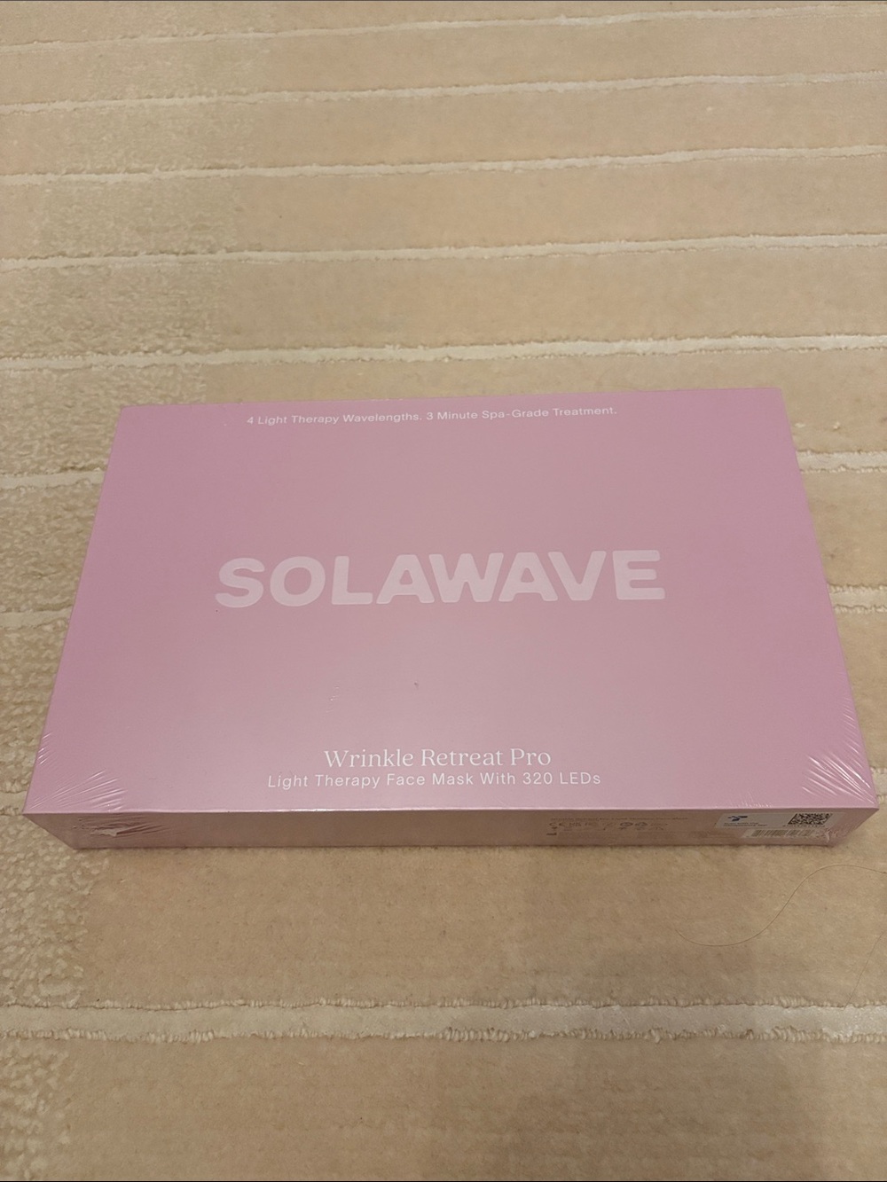 Solawave wrinkle retreat pro light therapy mask